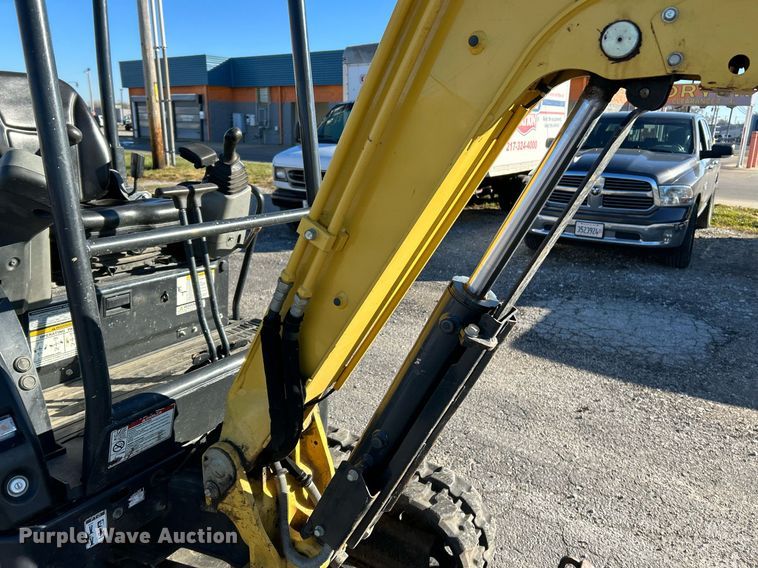 image for item NE9553 2019 Yanmar ViO25-6A  mini excavator