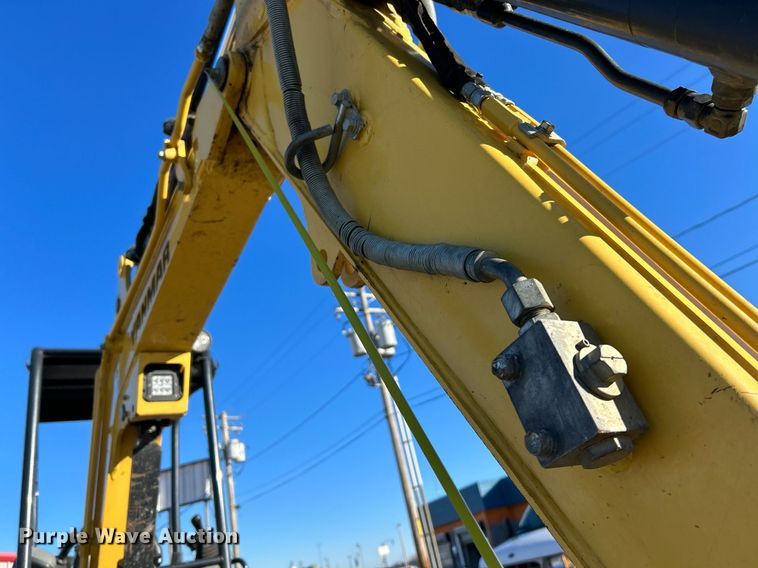 image for item NE9553 2019 Yanmar ViO25-6A  mini excavator