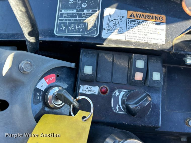 image for item NE9553 2019 Yanmar ViO25-6A  mini excavator