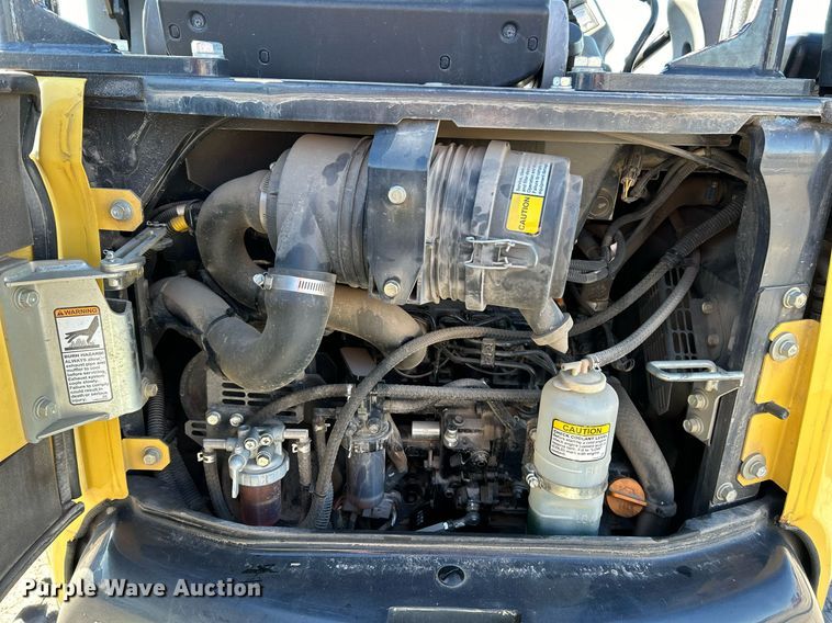 image for item NE9553 2019 Yanmar ViO25-6A  mini excavator