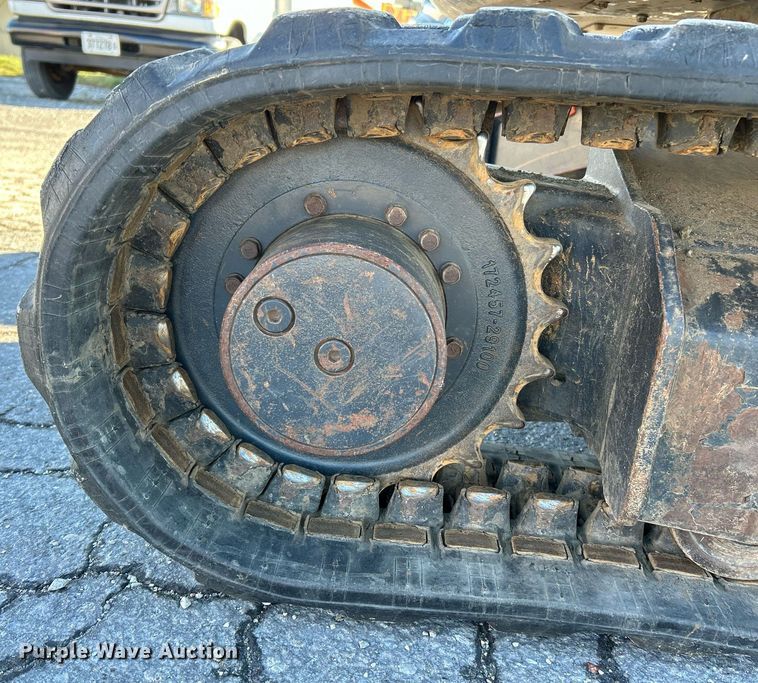 image for item NE9553 2019 Yanmar ViO25-6A  mini excavator