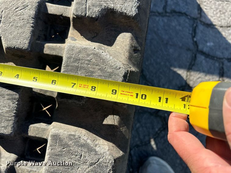 image for item NE9553 2019 Yanmar ViO25-6A  mini excavator