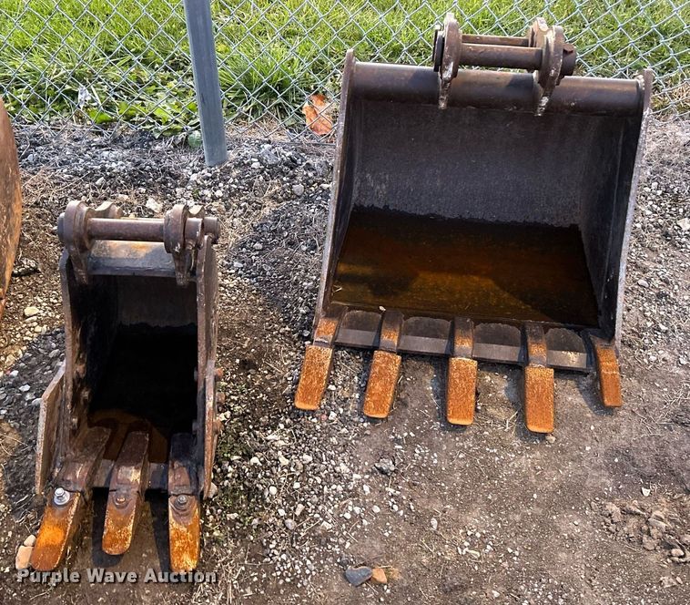 image for item NE9553 2019 Yanmar ViO25-6A  mini excavator