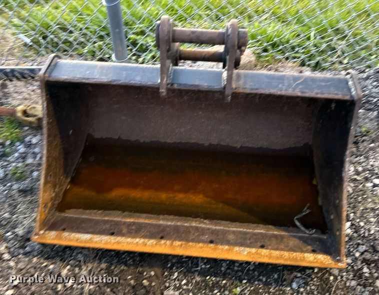 image for item NE9553 2019 Yanmar ViO25-6A  mini excavator