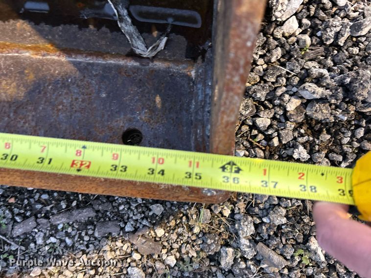 image for item NE9553 2019 Yanmar ViO25-6A  mini excavator