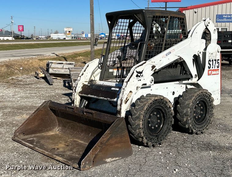image for item NE9554 2012 Bobcat S175  skid steer loader