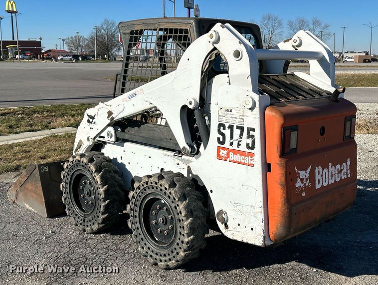 image for item NE9554 2012 Bobcat S175  skid steer loader