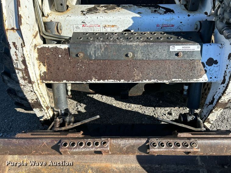 image for item NE9554 2012 Bobcat S175  skid steer loader