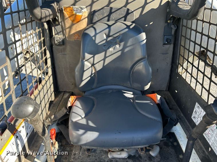 image for item NE9554 2012 Bobcat S175  skid steer loader