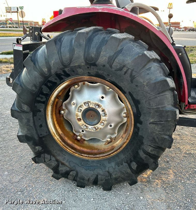 image for item NE9555 2007 Case IH Farmall DX55  MFWD tractor