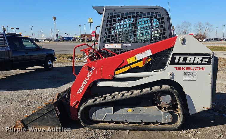 image for item NE9556 2022 Takeuchi TL8R-2  tracked skid steer loader