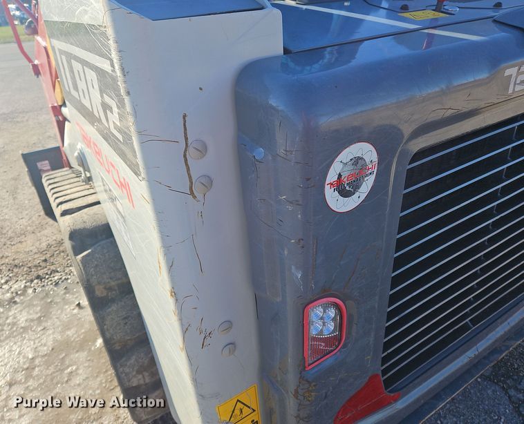 image for item NE9556 2022 Takeuchi TL8R-2  tracked skid steer loader