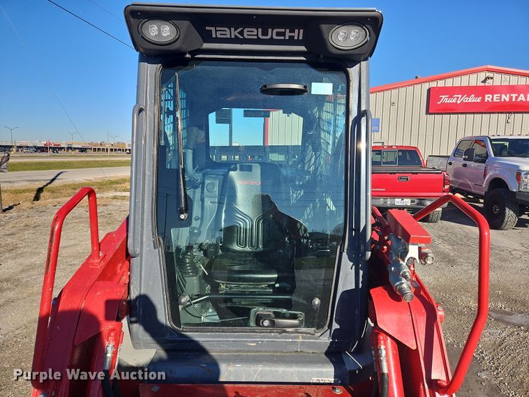 image for item NE9556 2022 Takeuchi TL8R-2  tracked skid steer loader