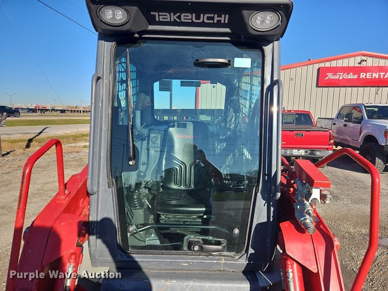 image for item NE9556 2022 Takeuchi TL8R-2  tracked skid steer loader
