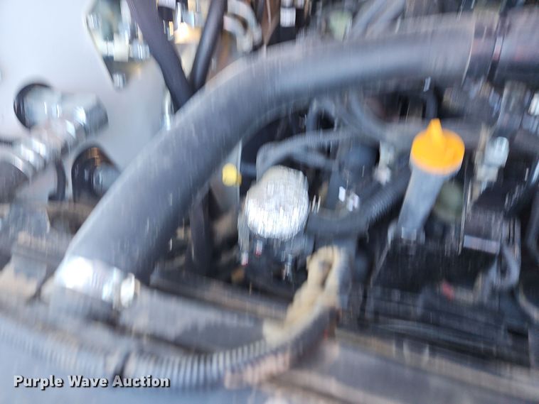 image for item NE9556 2022 Takeuchi TL8R-2  tracked skid steer loader