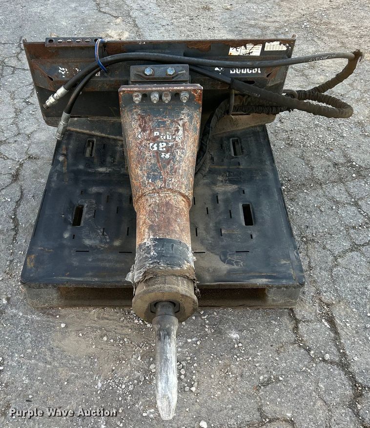 image for item NE9561 Bobcat  skid steer breaker