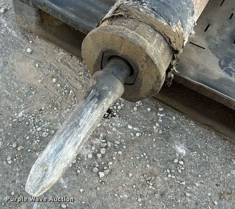 image for item NE9561 Bobcat  skid steer breaker