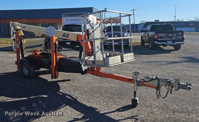 image for item NE9564 2020 JLG T350  boom lift
