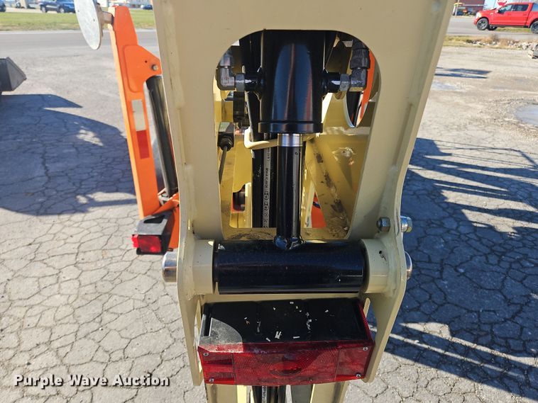 image for item NE9564 2020 JLG T350  boom lift