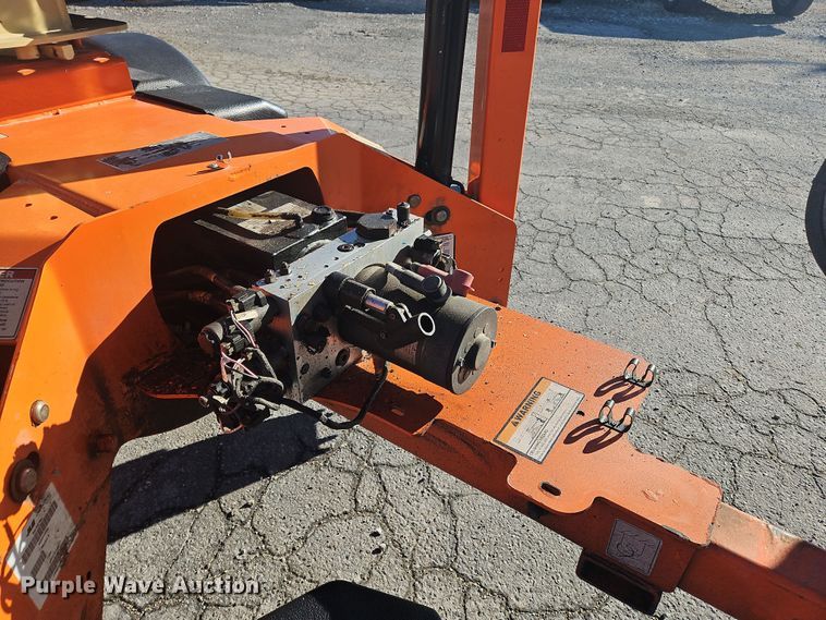 image for item NE9564 2020 JLG T350  boom lift