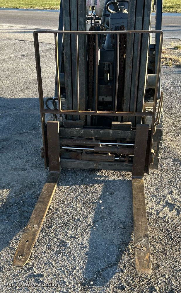 image for item NE9566 Nissan MCPL02A2BLV  forklift