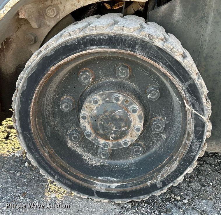 image for item NE9566 Nissan MCPL02A2BLV  forklift