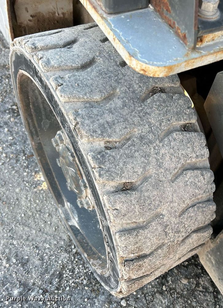 image for item NE9566 Nissan MCPL02A2BLV  forklift