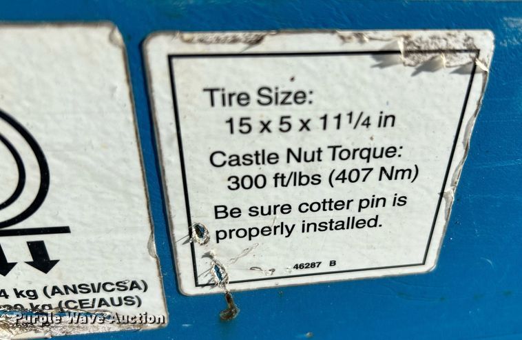 image for item NE9567 2005 Genie GS-2632  scissor lift