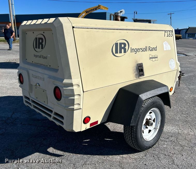 image for item NE9569 2011 Ingersoll Rand P185WJD-T4I  air compressor