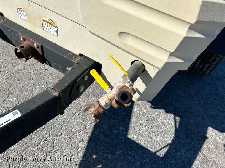 image for item NE9569 2011 Ingersoll Rand P185WJD-T4I  air compressor