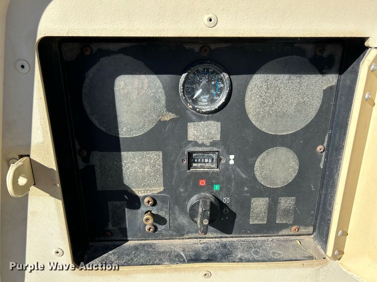 image for item NE9569 2011 Ingersoll Rand P185WJD-T4I  air compressor