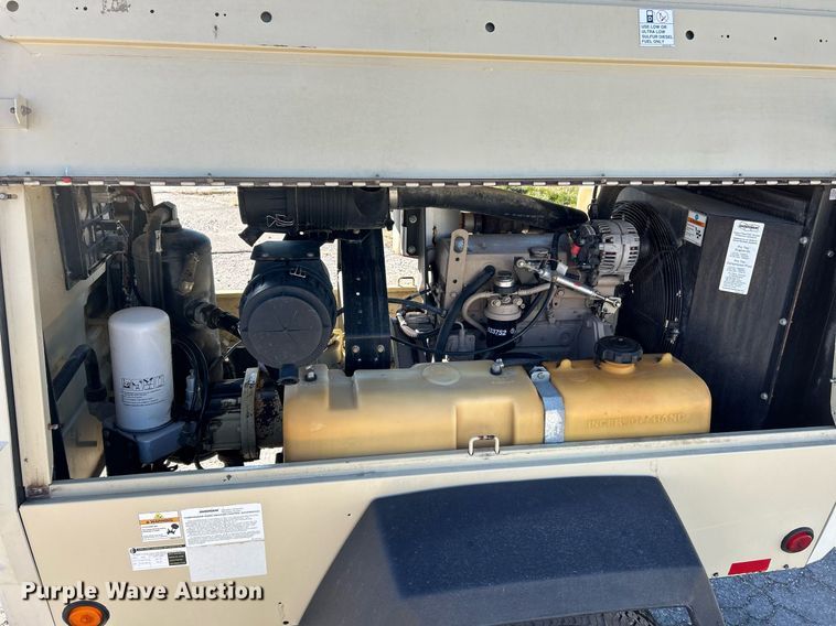 image for item NE9569 2011 Ingersoll Rand P185WJD-T4I  air compressor
