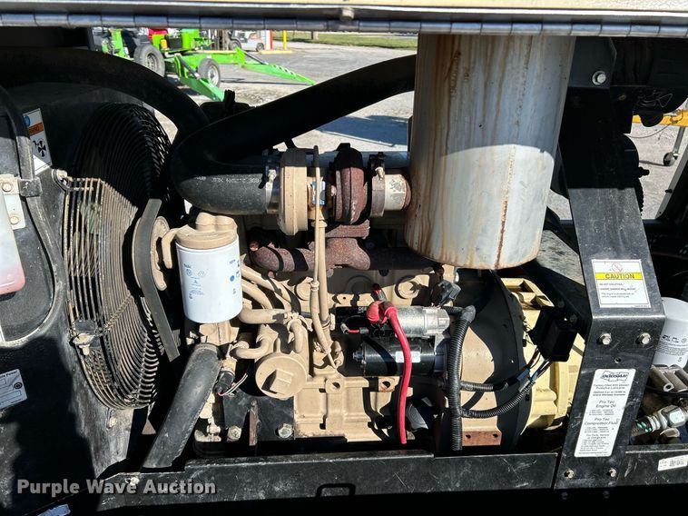 image for item NE9569 2011 Ingersoll Rand P185WJD-T4I  air compressor