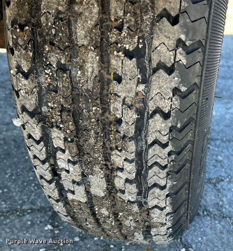 image for item NE9569 2011 Ingersoll Rand P185WJD-T4I  air compressor