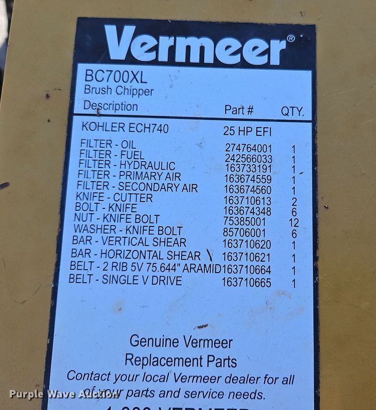 image for item NE9572 2015 Vermeer BC700XL  wood chipper