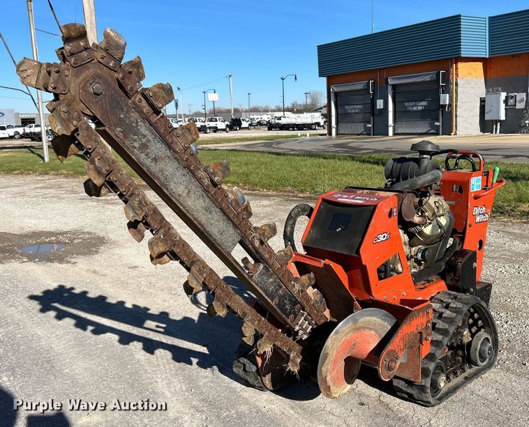 image for item NE9578 2018 Ditch Witch C30X  trencher