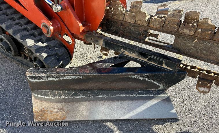 image for item NE9578 2018 Ditch Witch C30X  trencher