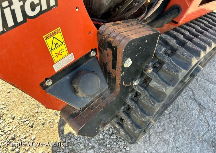 image for item NE9578 2018 Ditch Witch C30X  trencher