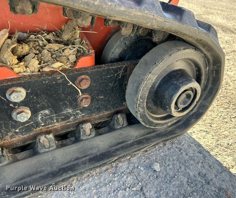 image for item NE9578 2018 Ditch Witch C30X  trencher