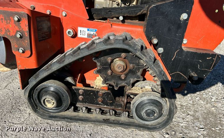 image for item NE9578 2018 Ditch Witch C30X  trencher