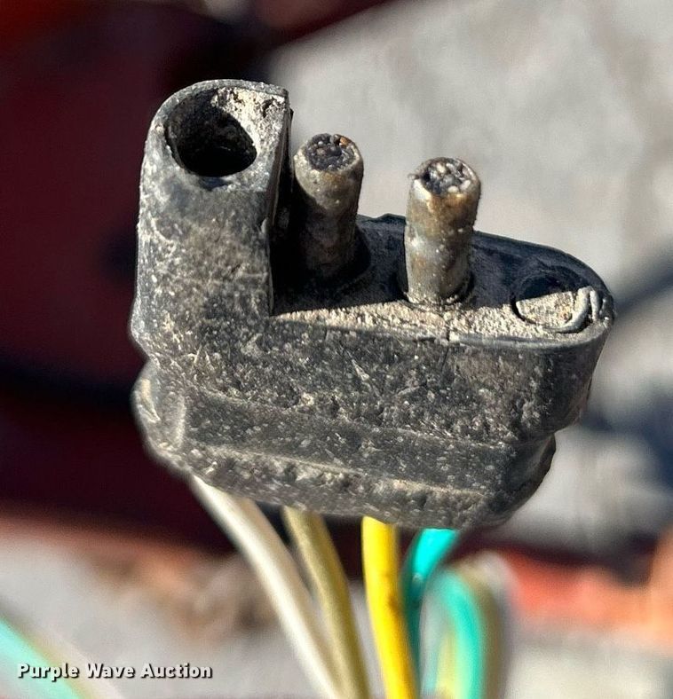 image for item NE9579 2005 Belshe PK-1EB  tilt deck utility trailer