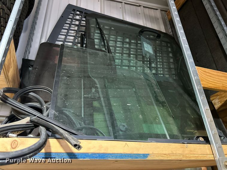 image for item NE9580 Takeuchi TL8R2  skid steer cab