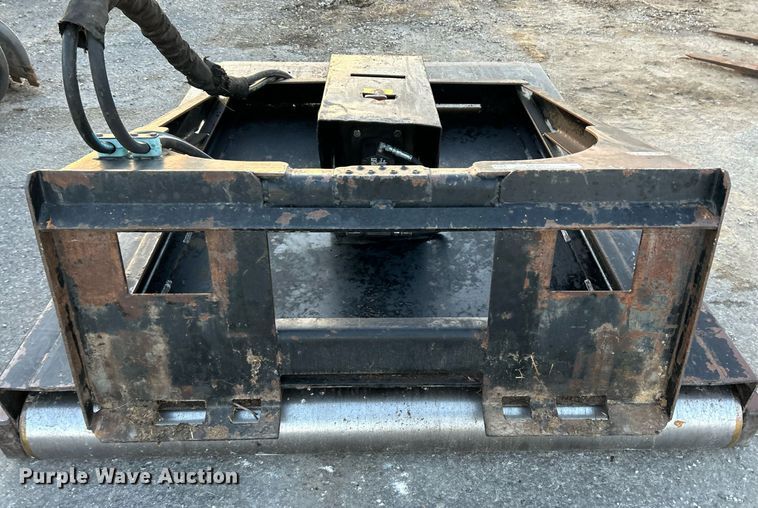 image for item NE9587 60" W skid steer rotary mower