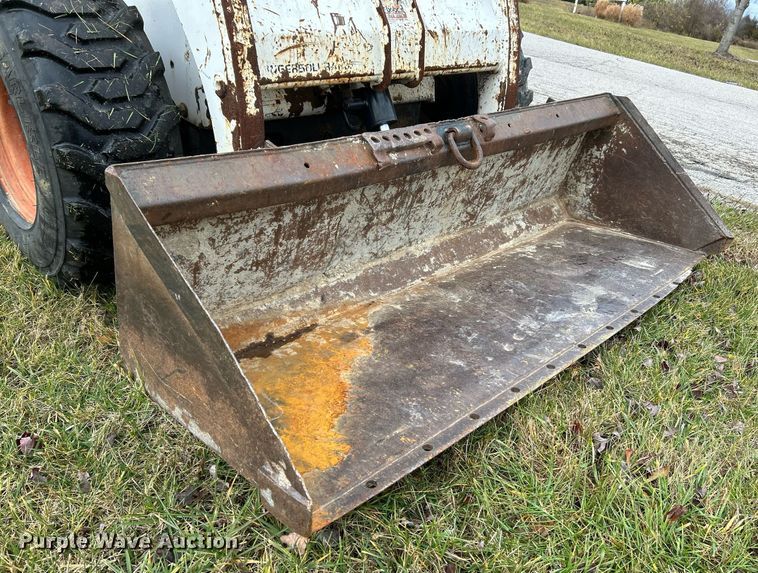 image for item NE9629 1998 Bobcat 863  skid steer loader