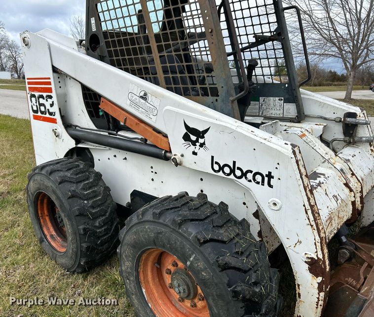 image for item NE9629 1998 Bobcat 863  skid steer loader