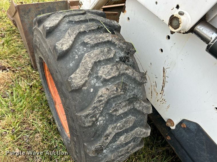 image for item NE9629 1998 Bobcat 863  skid steer loader