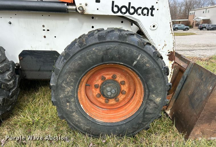 image for item NE9629 1998 Bobcat 863  skid steer loader