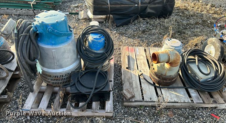 image for item NE9633 (3) Flygt submersible pumps