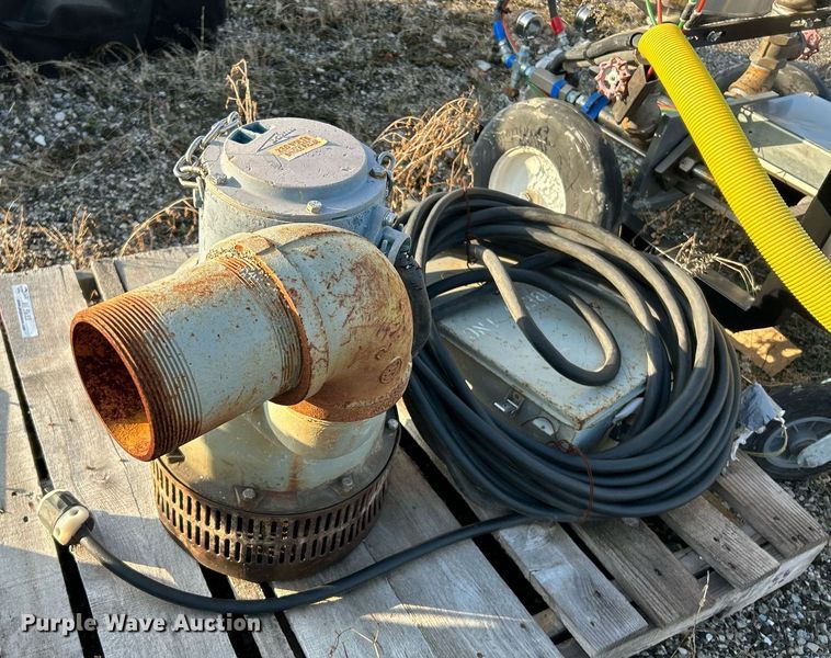 image for item NE9633 (3) Flygt submersible pumps