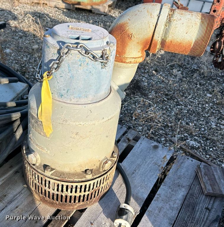 image for item NE9633 (3) Flygt submersible pumps